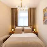 Kazimierz By Staymoovers Bed and breakfast 4*