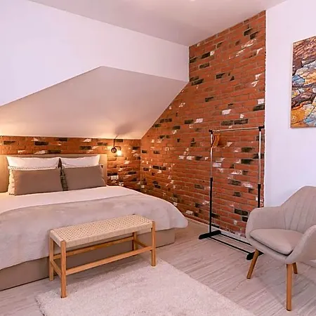 Kazimierz By Staymoovers 4* Krasków